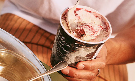 No.1 Vanilla & British Blackcurrant Ripple Ice Cream