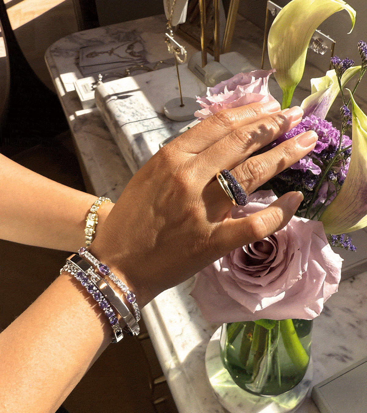 Everyone Loves Lavender Amethyst