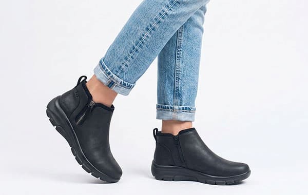 Skechers Womens Easy Going Fall View Comfortable Ankle Boots