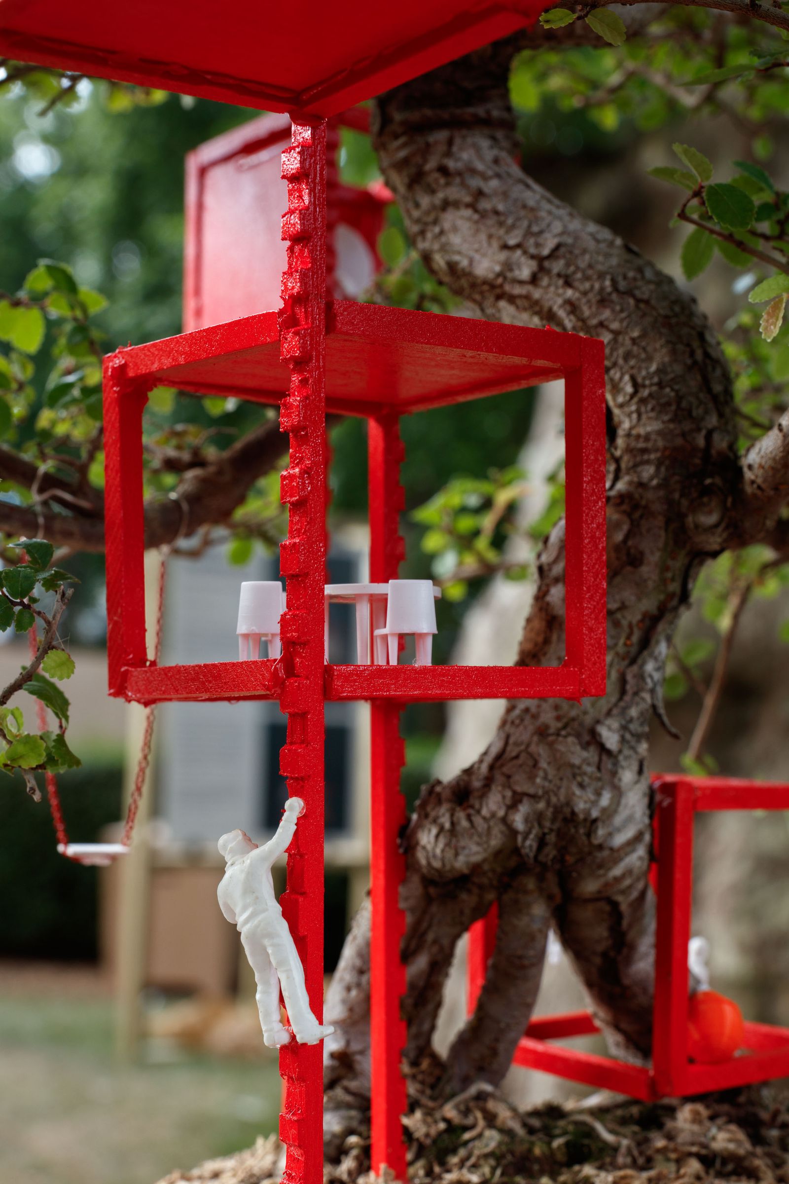 Bonsai treehouse