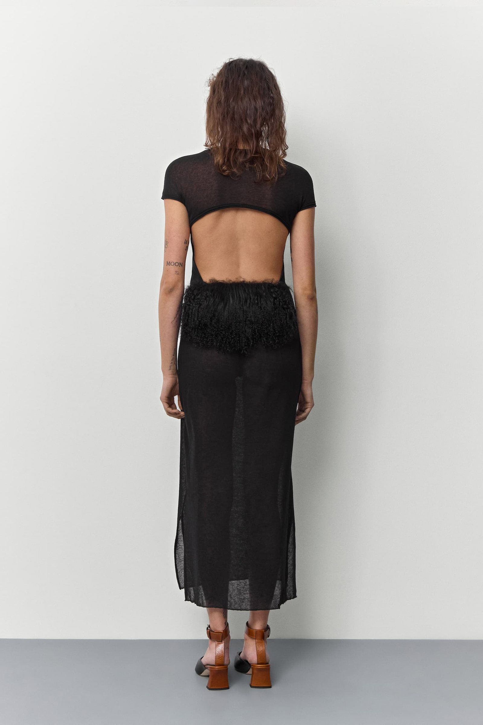 BUFFY DRESS BLACK