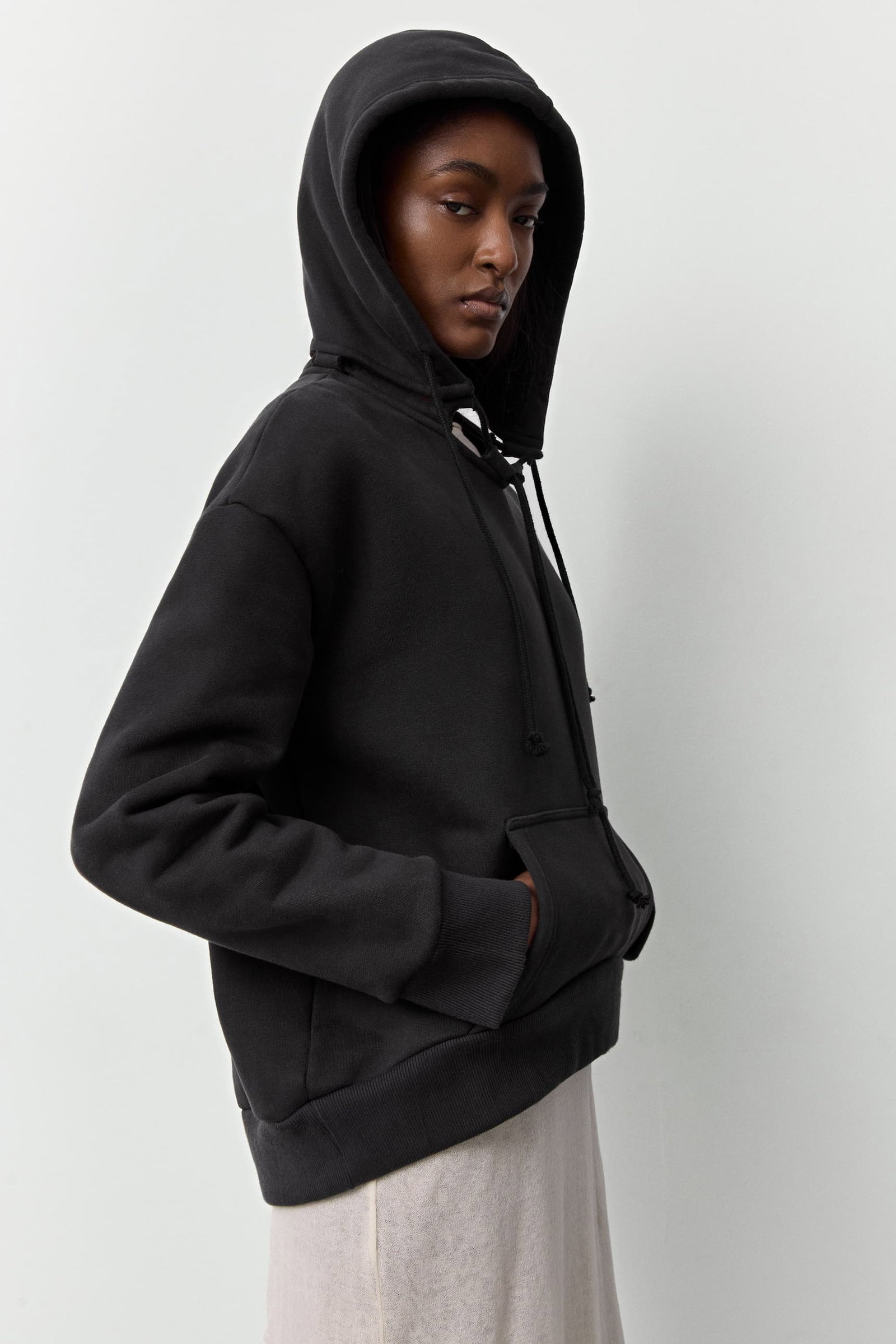 CARLY HOODIE