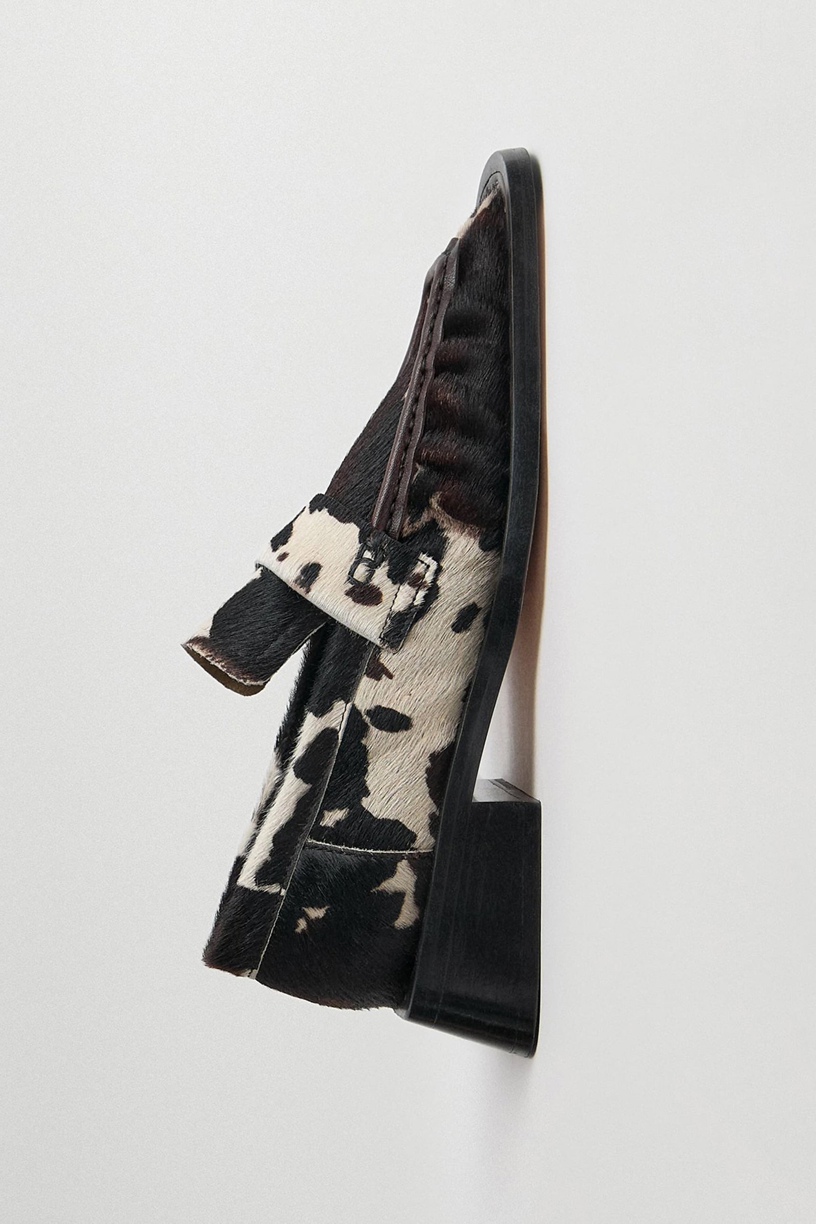 AIRI COW LOAFERS