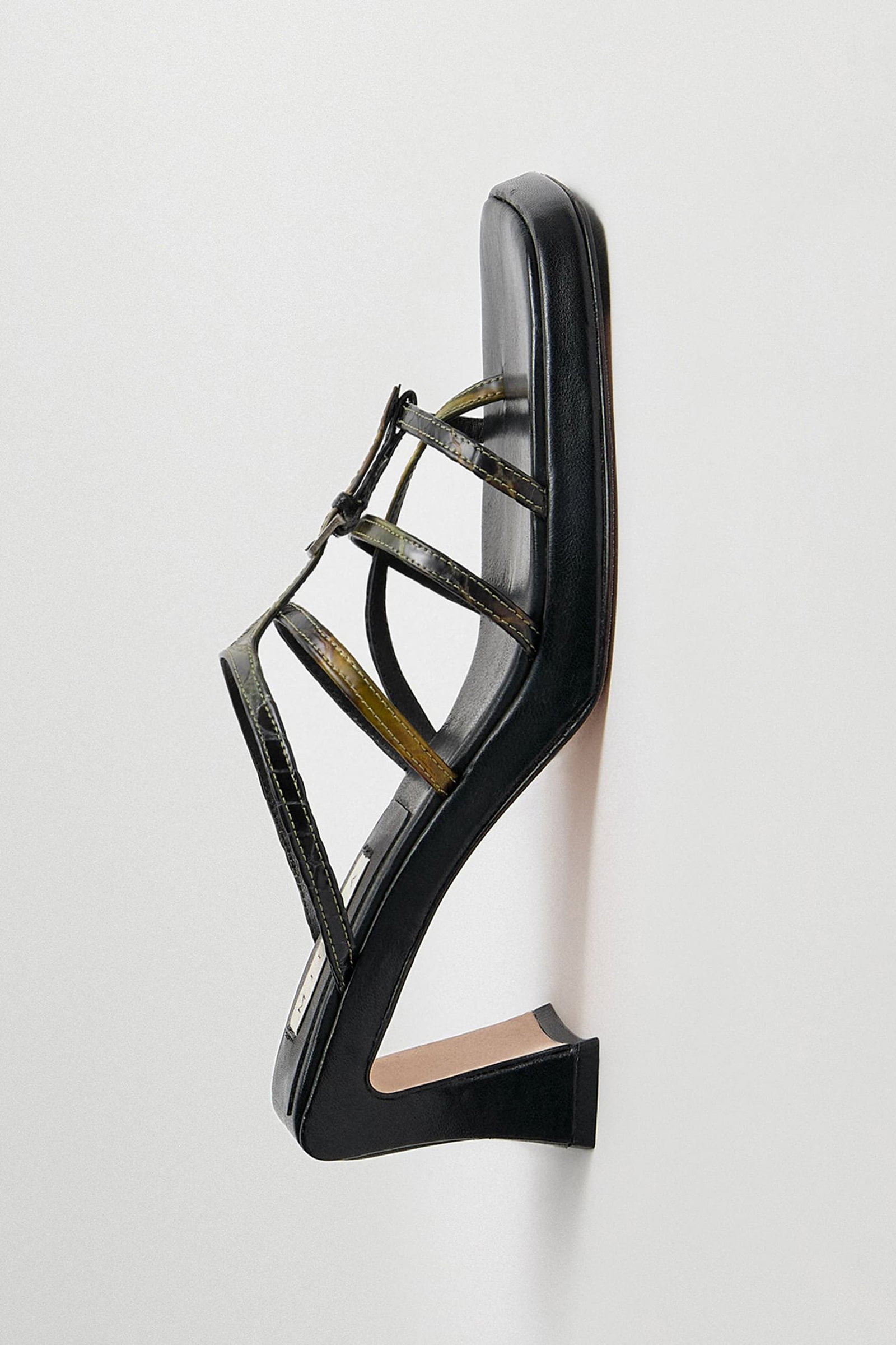 INDI GREEN SANDALS