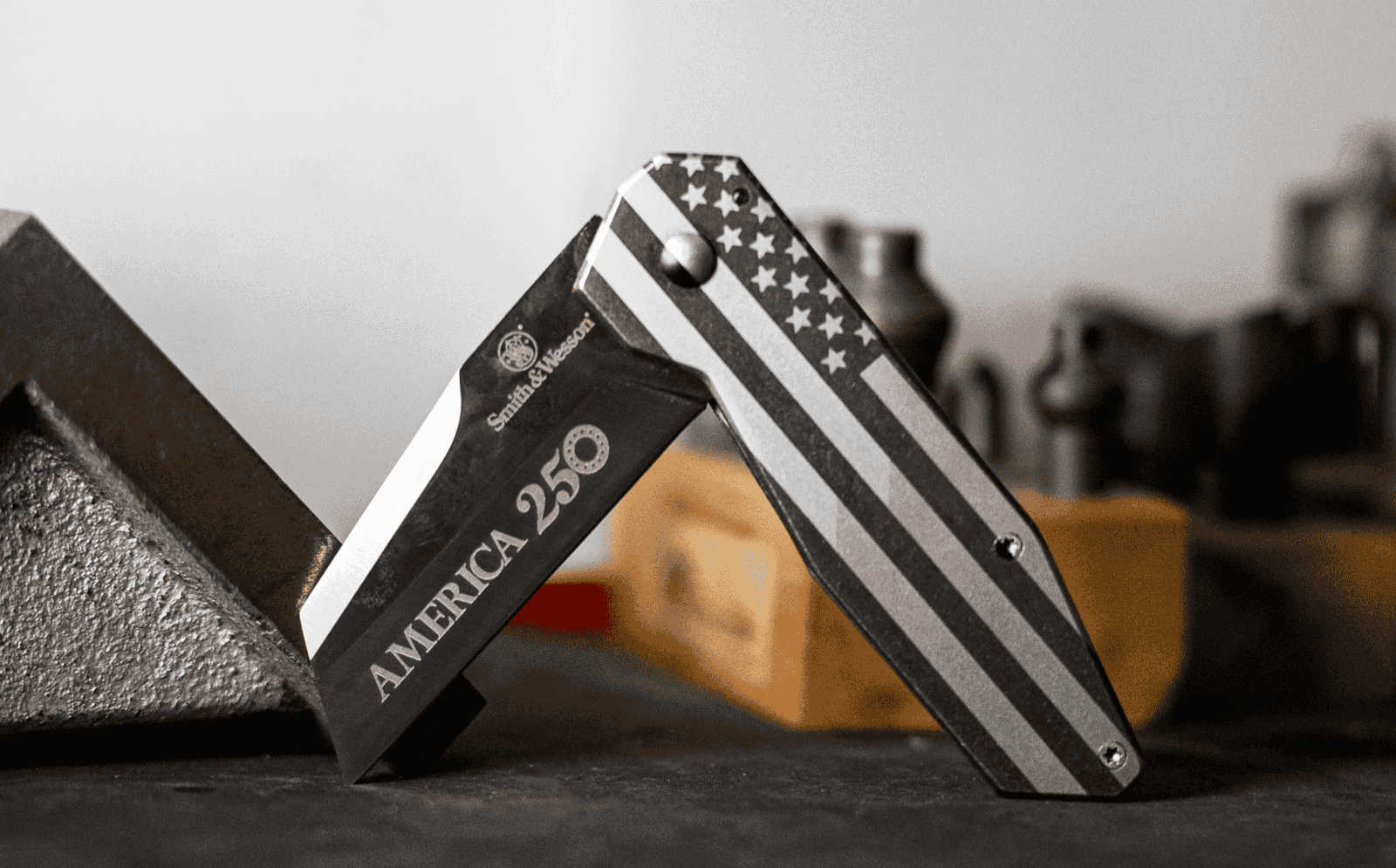 America 250 Folding Knife 