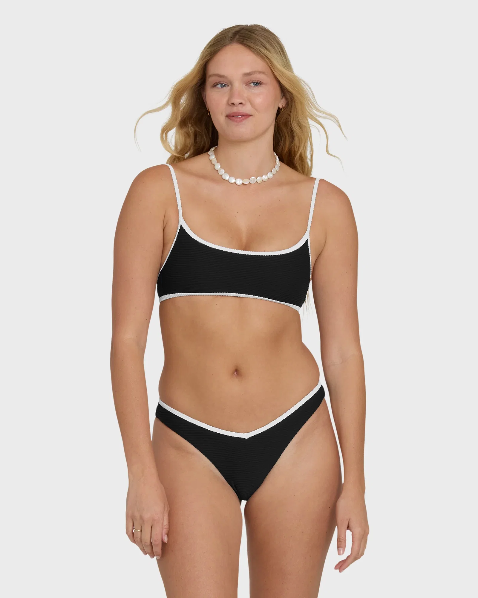 Image of Tanlines Bound Jaclyn Crop Bralette Bikini Top - Black Pebble