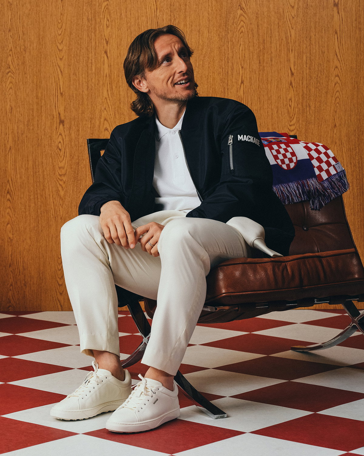 LUKA-01 Unlined Leather Sneakers