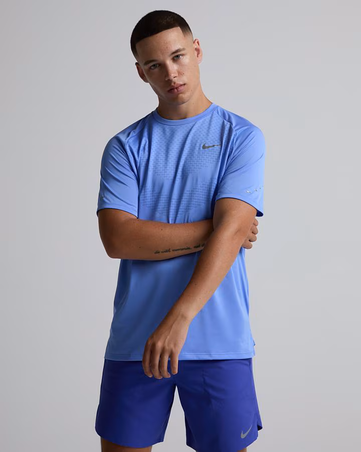 Nike Dri-FIT ADV Stride Short-Sleeve Running T-Shirt