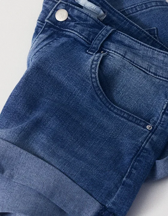 SHOP SHORTS