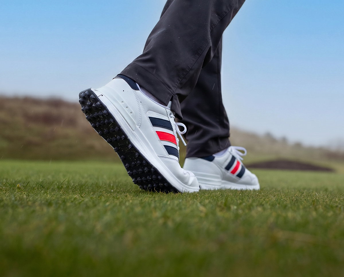 Shop golf shoes for under £100