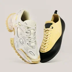 Twee zwevende schoenen: links een robuuste witte en beige sneaker, rechts een slanke zwarte en gele veterschoen.