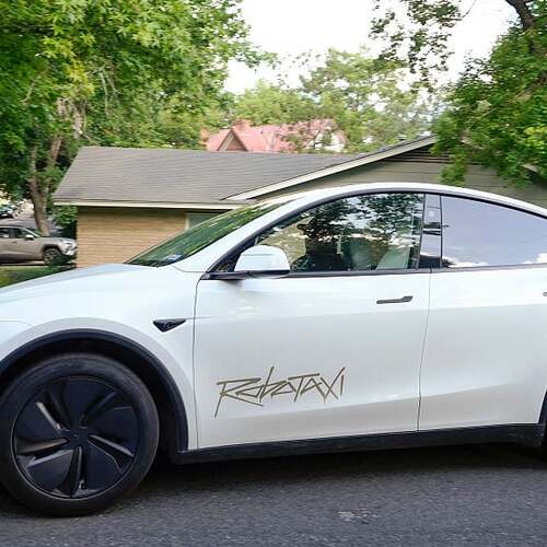 Tesla Robotaxis Now Available in Miami