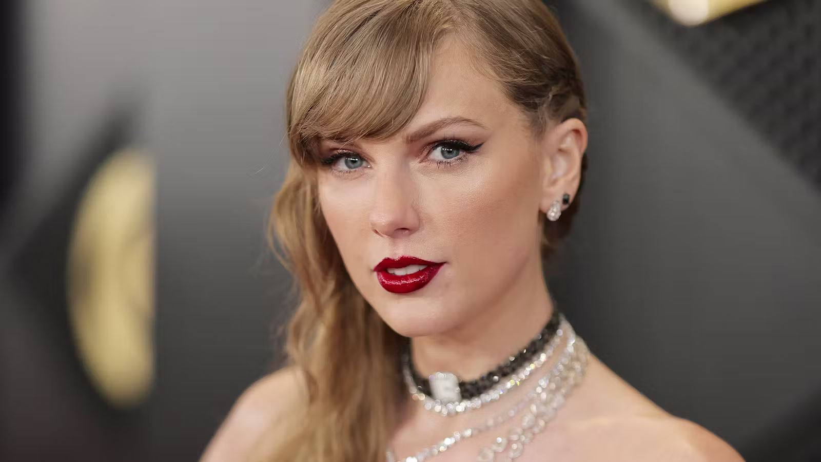 Taylor Swift's Wedding Dress Choice Was Completely Unexpected
