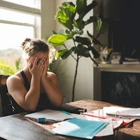 This Everyday Habit Is The Key To Outsmarting Hormonal Brain Fog