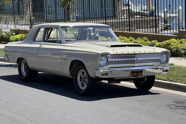 1965 Plymouth Belvedere I A990 Super Stock 426 Hemi 4-Speed