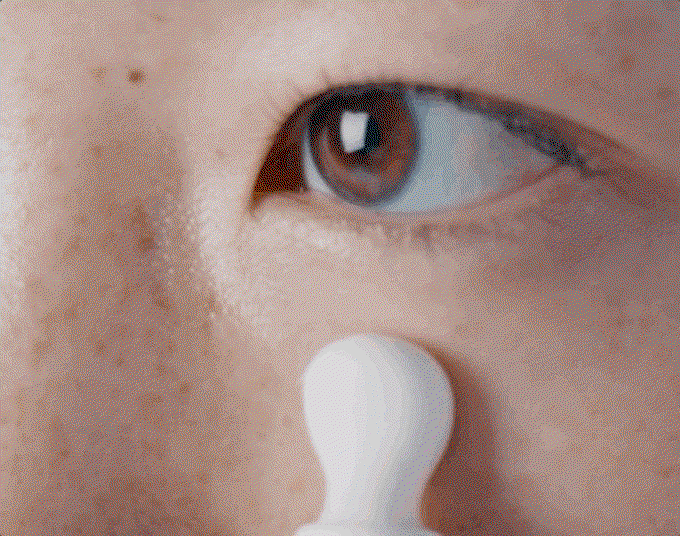 Apply Caffeine + Peptide Smoothing Eye Serum