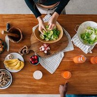 This Type Of Food May Be Making Lipedema Symptoms Worse For Women