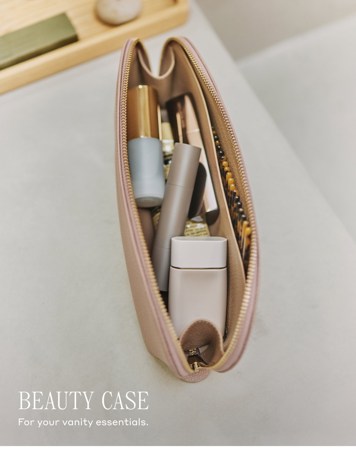 BEAUTY CASE For your vanity essentials