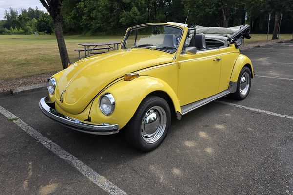 Garage-Kept 1971 Volkswagen Super Beetle Convertible: Fresh 2026 Restoration & 1776cc Scat Engine