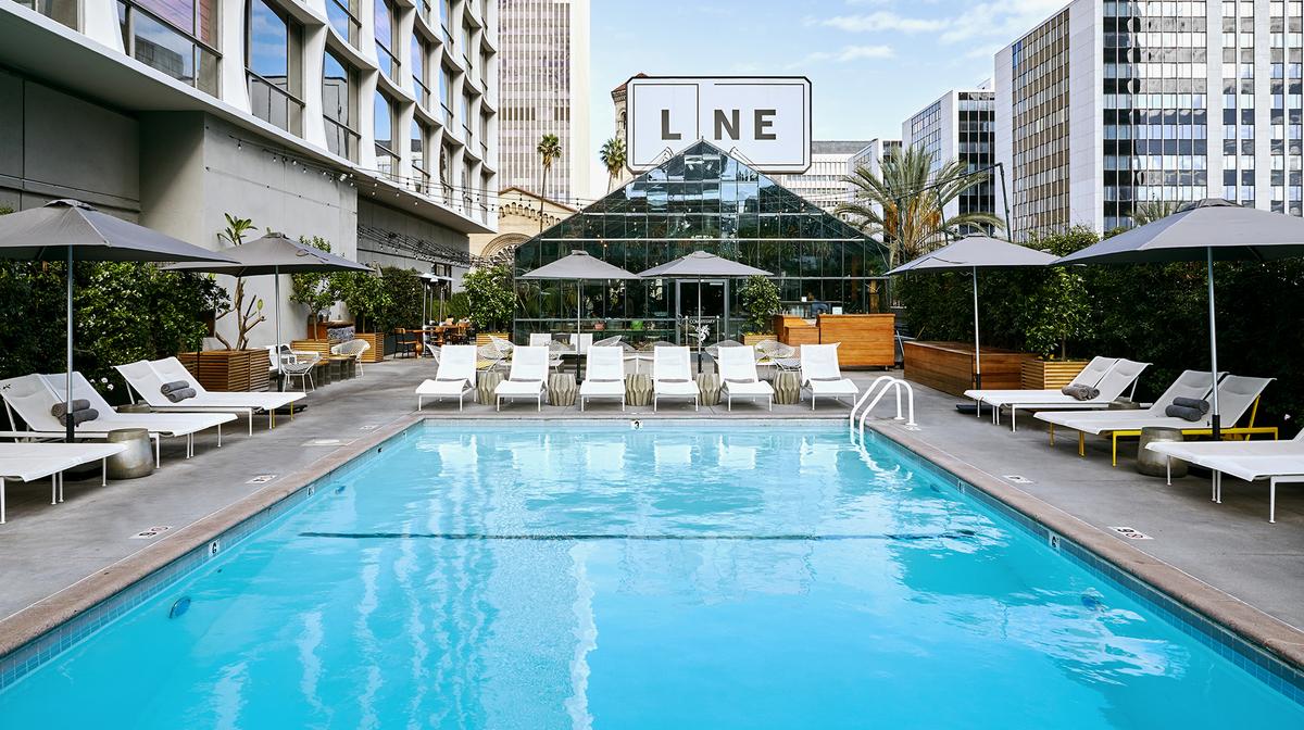 Trendy Los Angeles Urban Escape in Koreatown with Daily US$25 Dining Credit & Nightly Cocktails