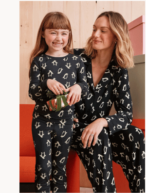 Holiday HannaSoft™ Stretch Pajama Set | Squeaky the Penguin on Black