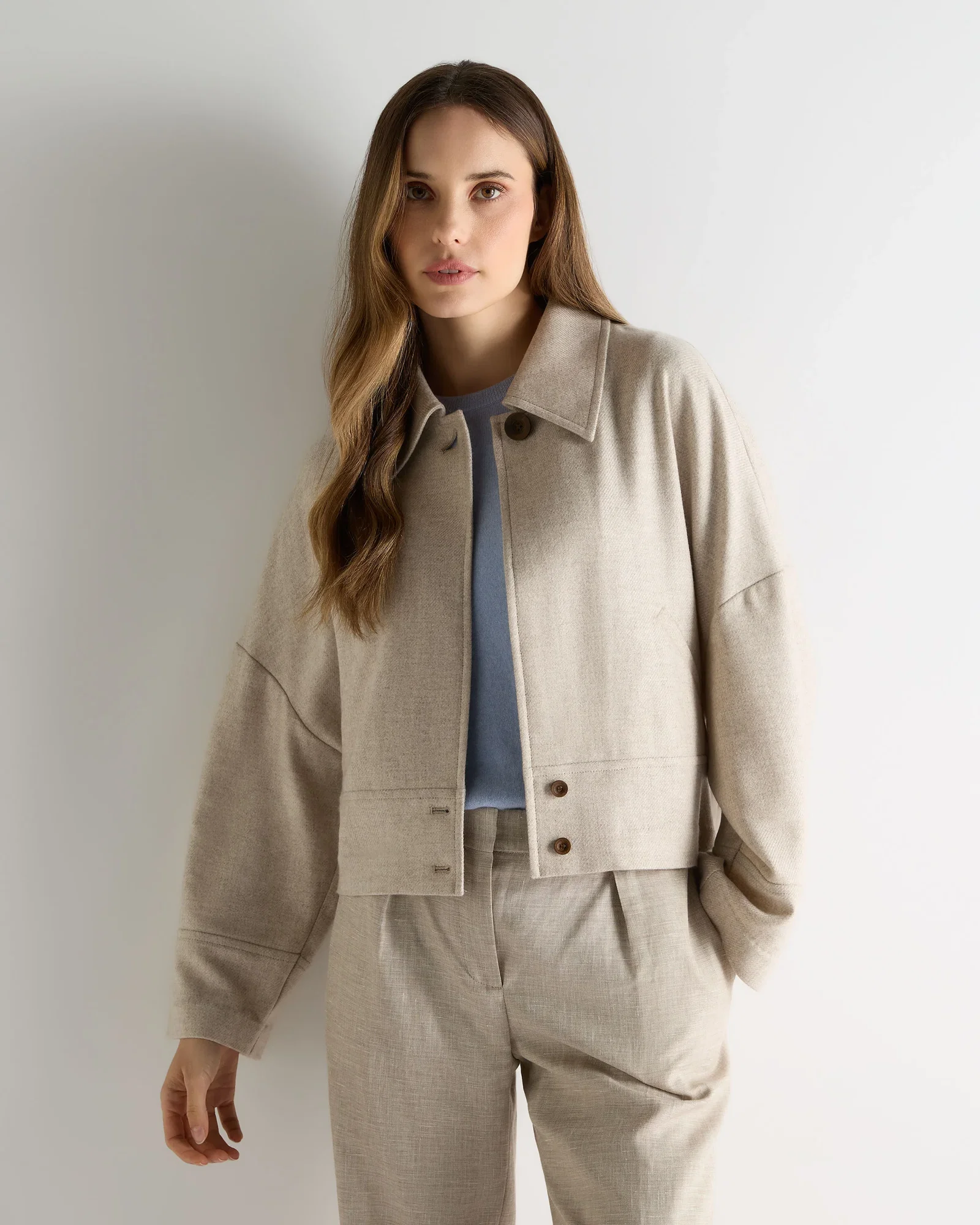 Image of Women's Woven Cashmere Short Jacket Beige Brown