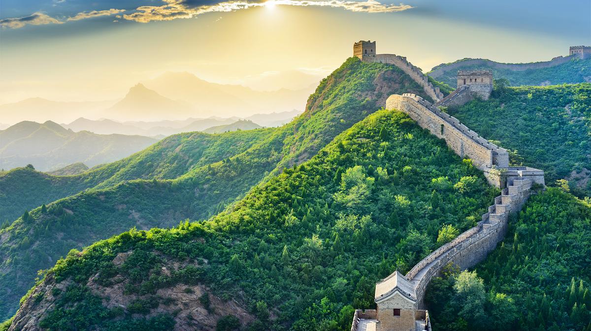Premium 12-Day China Highlights with Great Wall of China, Bullet Train Journeys & Shangri-La Luxury Stays