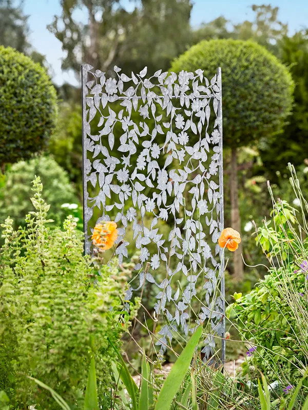 Filigree Leaf Outdoor Panel