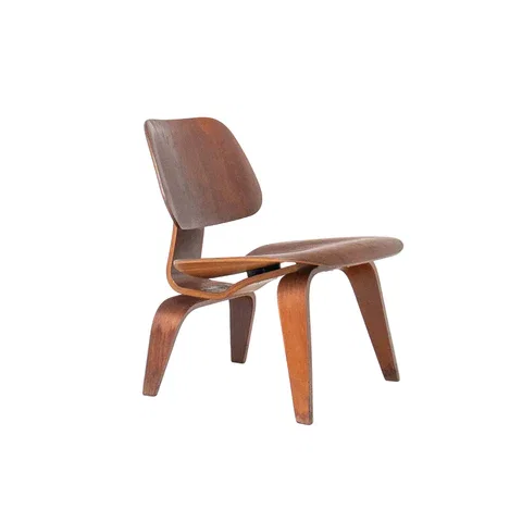 Eames LCW 5-2-5 in Walnut Evans Production