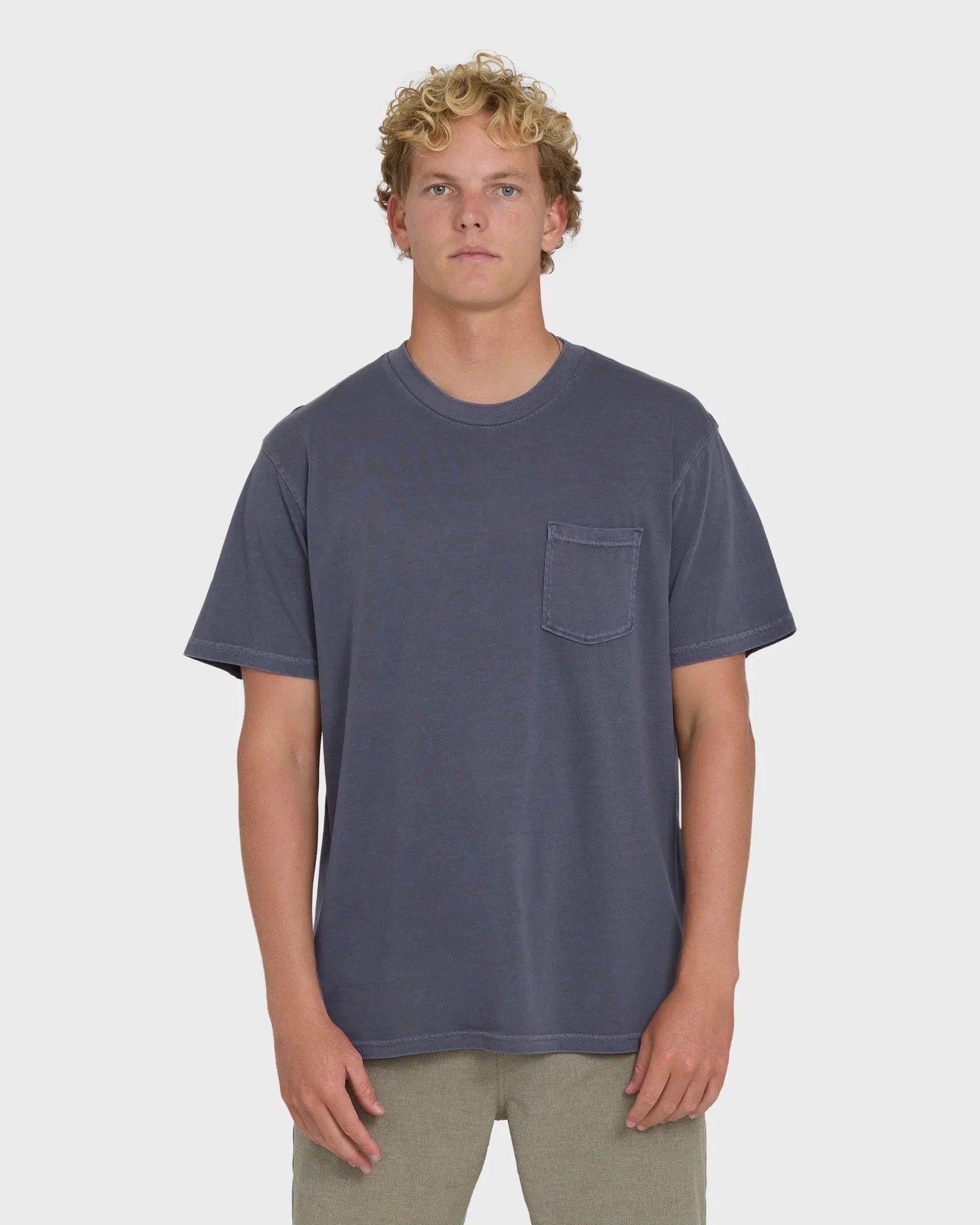 Image of Essential Wave Washed Premium Short Sleeve Pocket Tee - Graystone