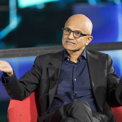 Microsoft 365 Apps Favoring Company's AI Models Over ChatGPT, Claude