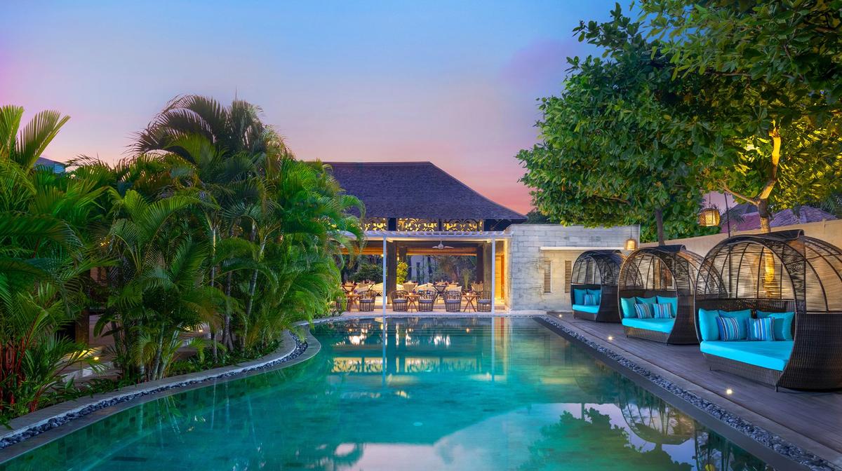 Seminyak Family-Friendly Suites & Villas with Massages, Daily Breakfast & Nightly Cocktails