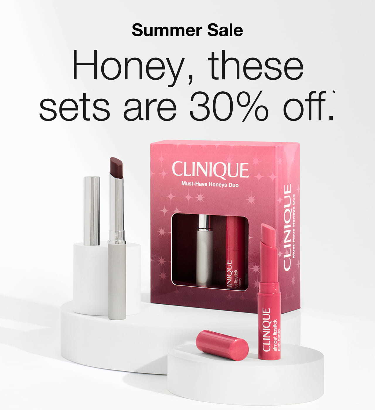 Selection of Clinique products in gift set 