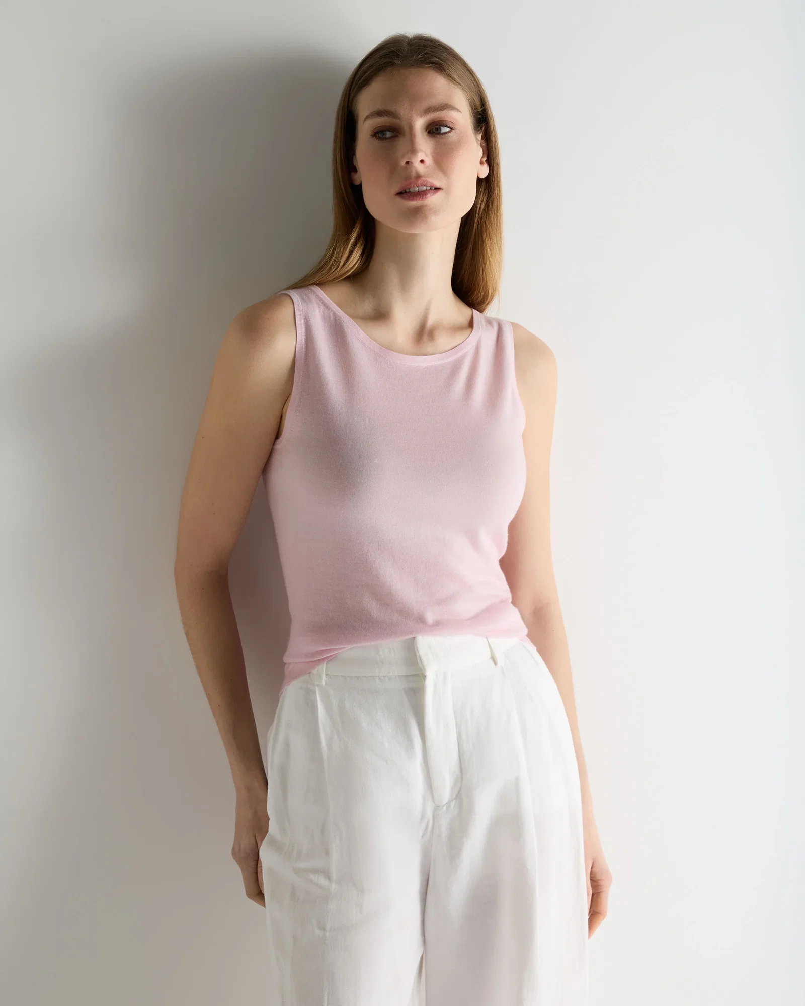 Image of Women's Ella Superfine Cashmere Shell Top Rosewater Pink