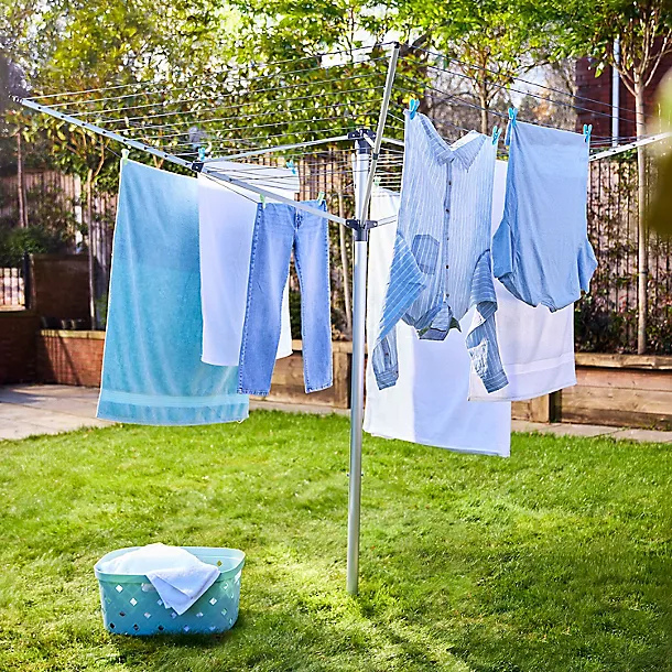 Lakeland 60m Easy Pull Rotary Airer