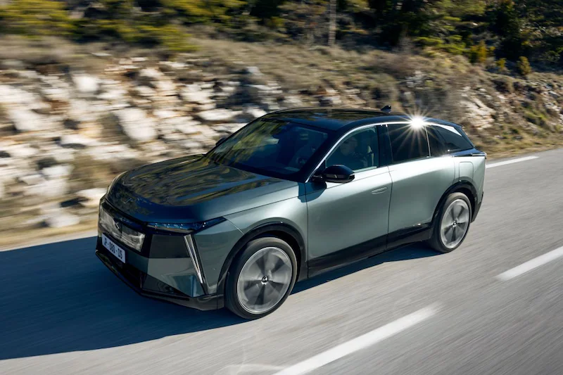 DS N°7 E-Tense rijdt als een premium-SUV – maar overtuigt hij écht?