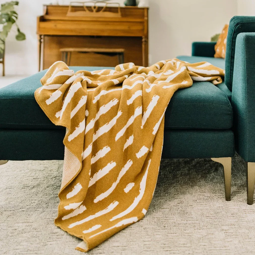 Image of Diana Throw