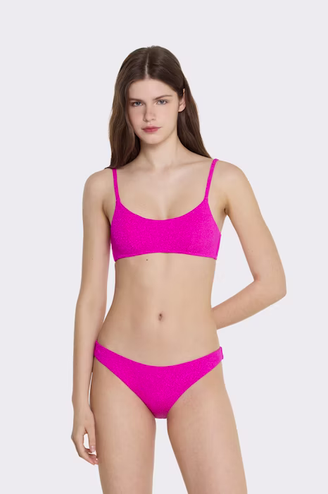 Bikini braguita brasileña textura