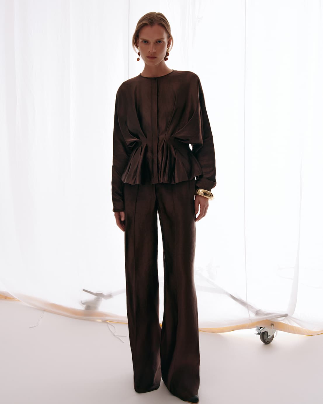 NEW SILK-LINEN EVENT DRESSING
