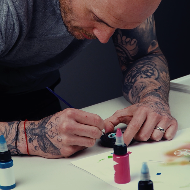 Chris Alexander - The Dial Artist