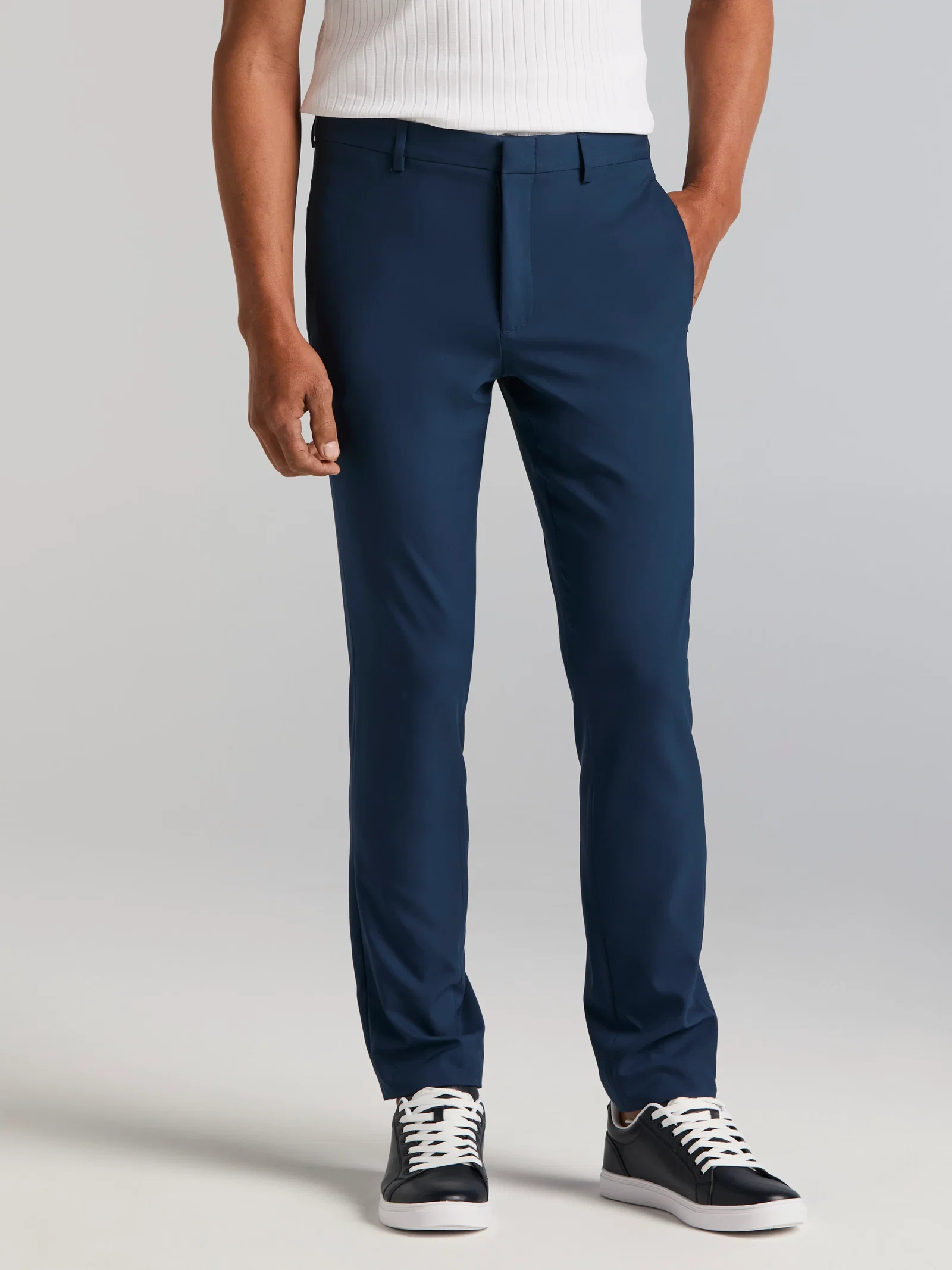 Very Slim Fit Tech Portfolio Dress Pant