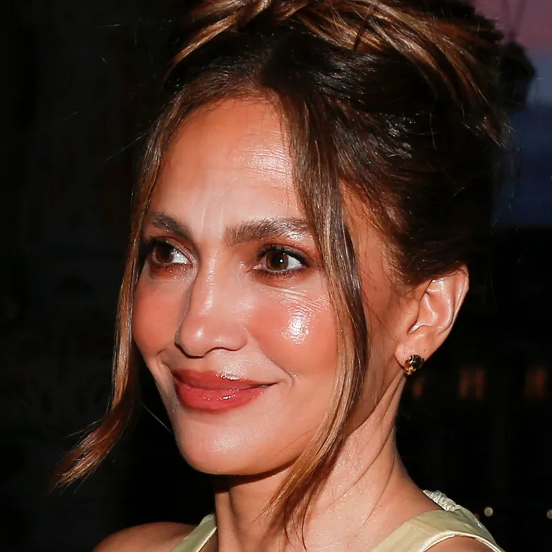 Jennifer Lopez Brought Coquette Hair to Couture Week