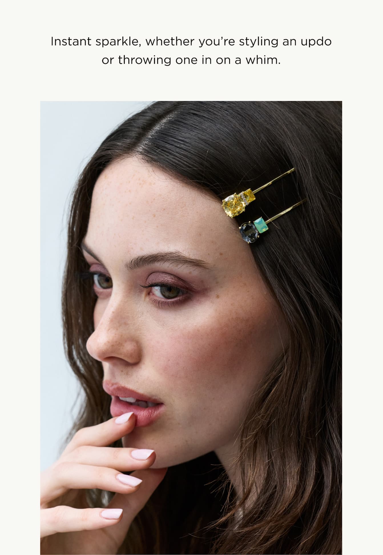 IMAGE OF MODEL WEARING A YELLOW AND A GREEN HAIR PIN