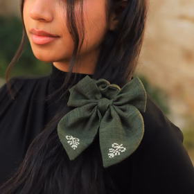 Bow Scrunchie - Green