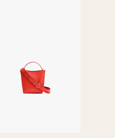 Mini Linea Bucket Bag Chili