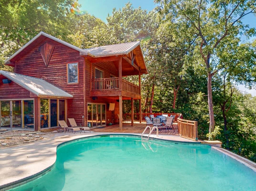 Find last-minute deals on vacation homes