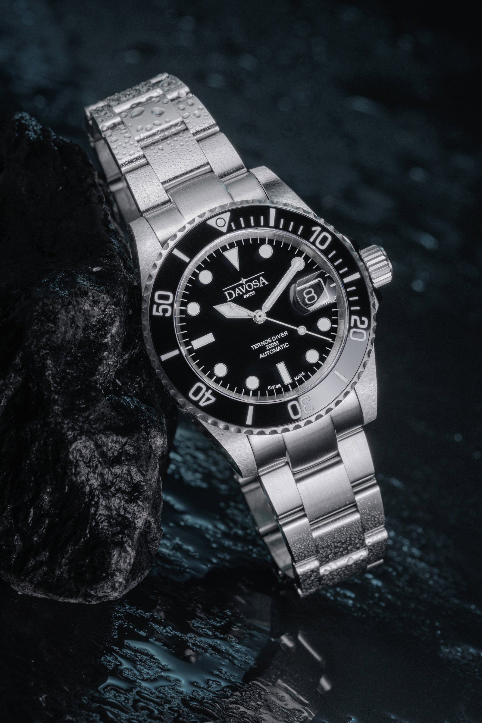 The Classic Davosa Ternos Diver with loupe