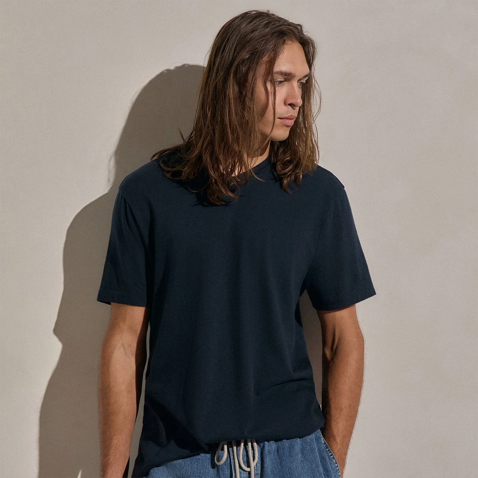 Image of Cotton Cashmere Short Sleeve V Neck - Blue Noir