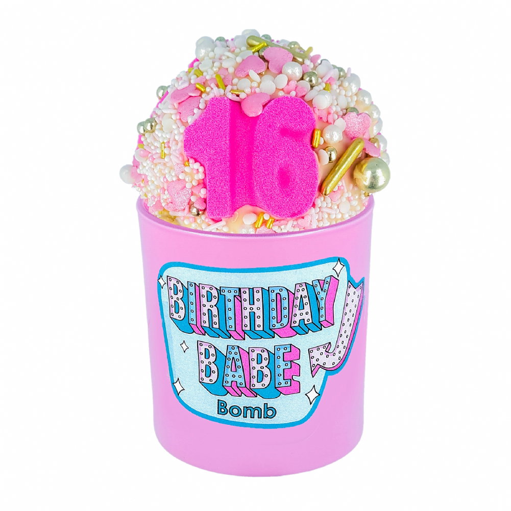 Image of 16th Birthday Babe Candle & Bath Blaster Gift Set