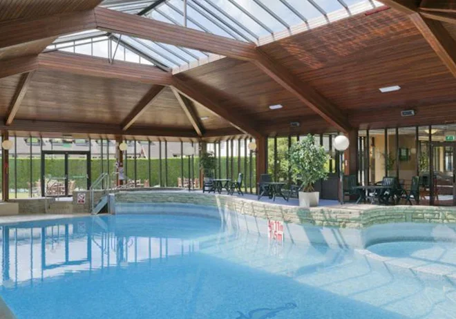 Airport Inn Manchester Hotel & Spa